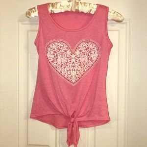 Girls pink sleeveless summer top.